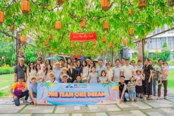 GIA ĐÌNH PT STONE THAM QUAN NGHỈ MÁT 2024